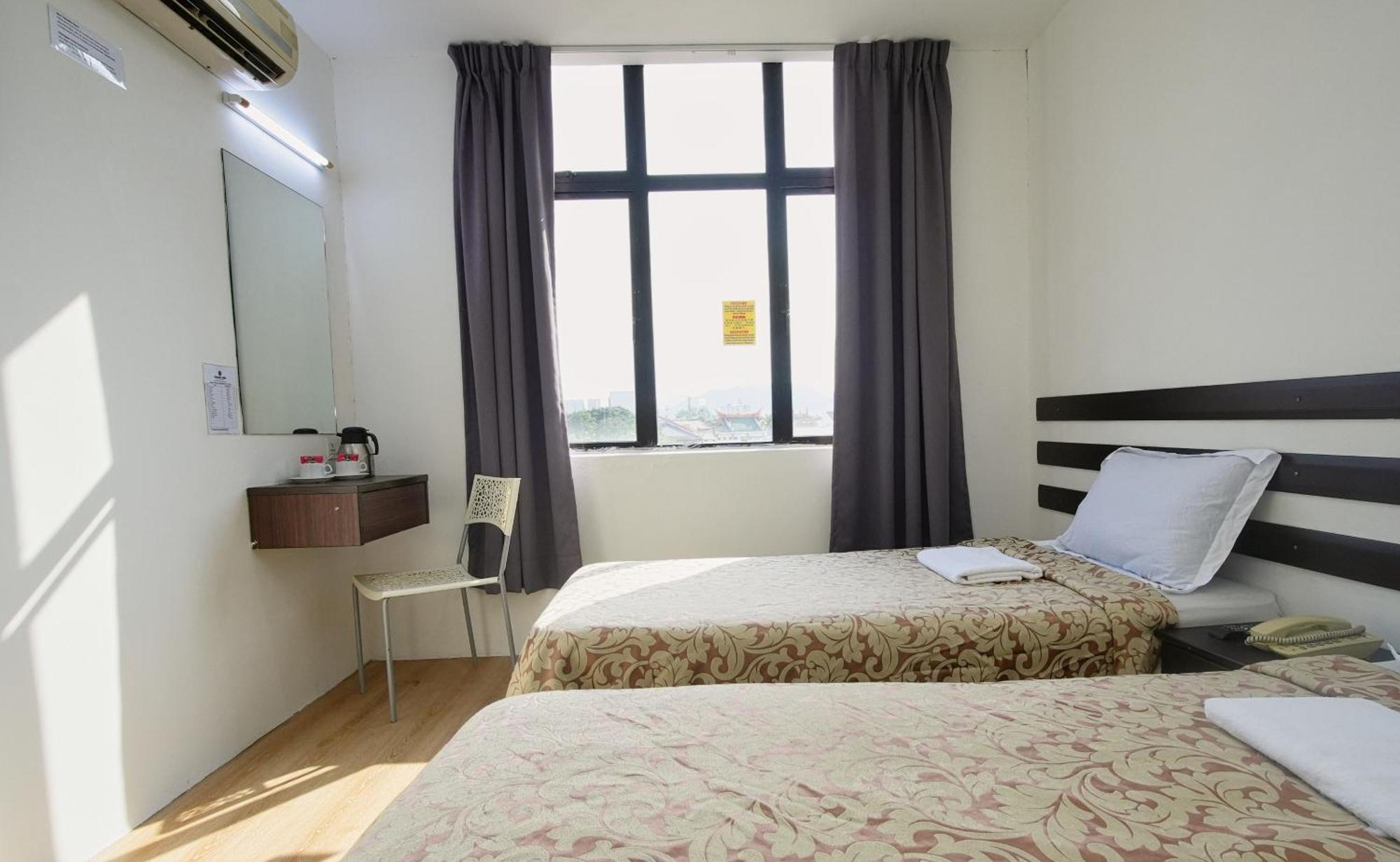 Grand Inn Hotel - Macalister Road Джорджтаун Экстерьер фото